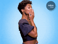 Erika Januza Kiss GIF by Salon Line