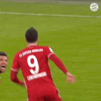 Champions League Reaction GIF by FC Bayern Munich