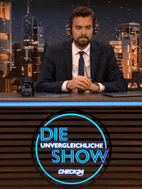 Shocked GIF by CHECK24