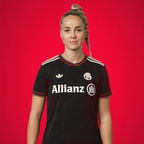 Football Soccer GIF by FC Bayern Women
