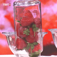 Hungry Dinner GIF by TRT