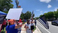 'Enough is Enough': Pro-Police Demonstrators Rally in Boca Raton, Florida