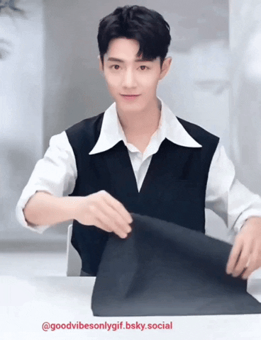marifanaccount  GIF