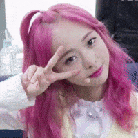 kimjiwoohoodmoments loona vivi wongkahei kimjiwoohoodmoments GIF