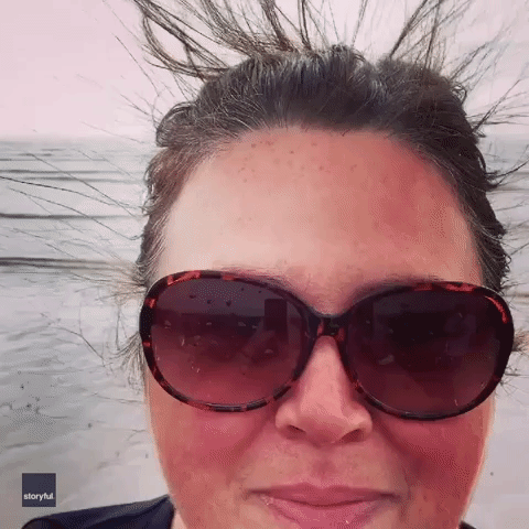 Woman Has Hair-Raising Encounter With Thunderstorm at English Beach