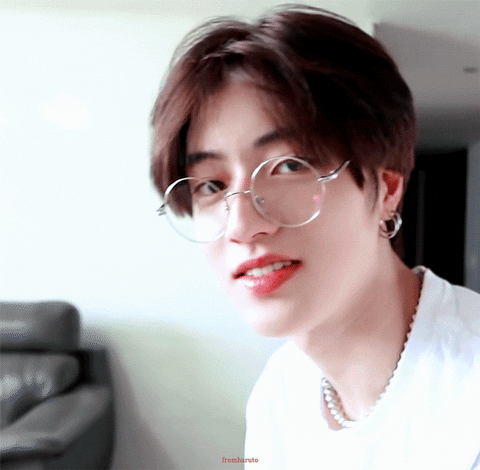 tintuckpop giphyupload GIF