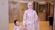 Raya Jakel GIF