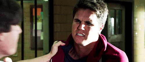 robbie amell GIF