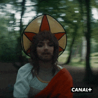 Killing Eve Dance GIF by CANAL+