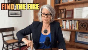 Small Business Owner Tarot Reading GIF by EIDL Experts & Biz Glitch 366