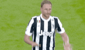 serie a hug GIF by JuventusFC