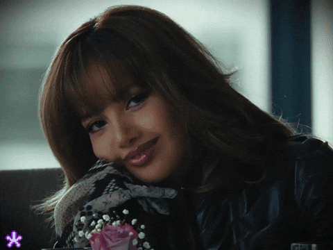 Lisa Hello GIF