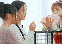 Helmets kpop dance pretty k-pop GIF