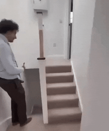 KinneyA wow trip oops falling GIF