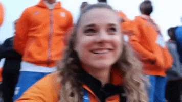 ZusjesDeWitte wow shock suprise suprised GIF