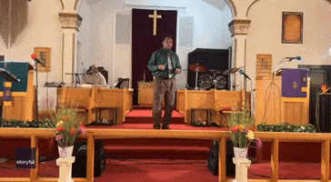 Suspect Arrested After Pointing Gun at Pastor During Service
