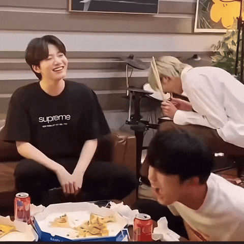 retnopuspitasari meme giphycreatortest treasure yg entertainment GIF