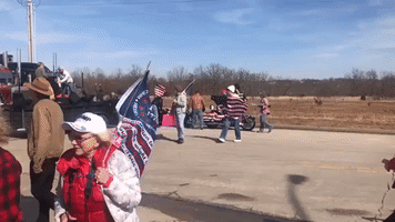 Supporters Gather as 'People's Convoy' Arrives in Missouri