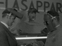 Hat Yes GIF by Beeld en Geluid