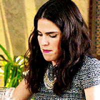 karla souza GIF