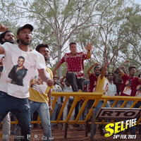 Angry Akshay Kumar GIF