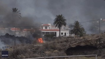 Lava Creeps Towards Residential Areas of Volcano-Hit Spanish Island