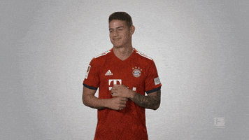fc bayern lol GIF by Bundesliga