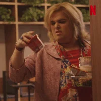 Netflix Paquita Salas GIF
