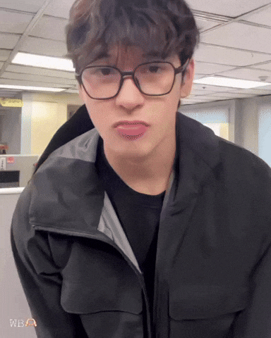 Kino Wb GIF
