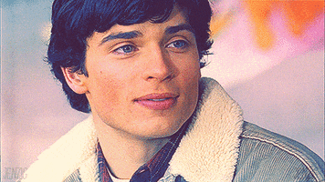 tom welling smallville GIF