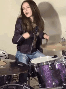 bicioutlet drummer drum drumming drumgirl GIF