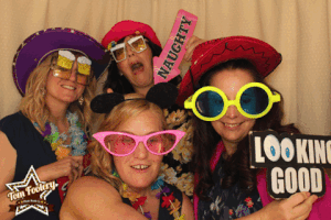 200.gif?cid=fc005b082963dd2969865ec3a0f85357e2605d6e9396ef04&rid=200.gif&ct=g