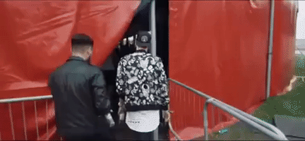 200.gif?cid=fc005b082333ad0eed3b7782ba85202ee5139ea9a58e7172&rid=200.gif&ct=g