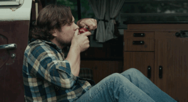 200.gif?cid=fc005b08c7a6d49227ccfc5c9e0aac8b6d60bfe446ac9bfd&rid=200.gif&ct=g