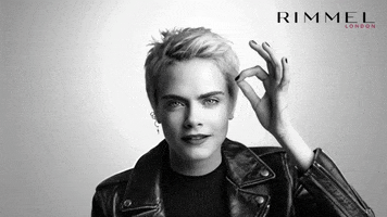 Cara Delevingne Model GIF