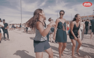 we can dance GIF by Studio Brussel