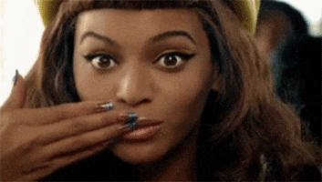 Beyoncé stava per cadere durante il concerto del Super Bowl
