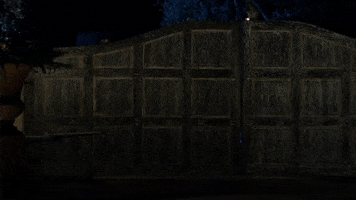 abc fence jump GIF by The Bachelorette