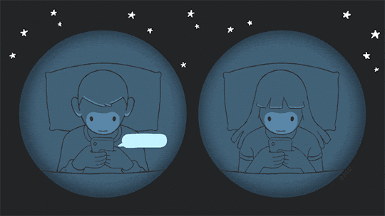 tener una relación a distancia