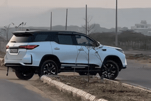 Car Toyota GIF