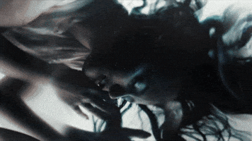 Heyitsaura GIF